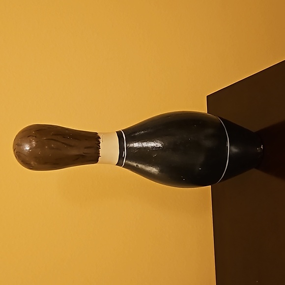 GROOM BOWLING PIN HAND PAINTED WEDDING - Picture 5 of 6